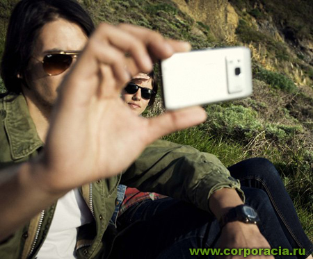 Nokia N8 �����